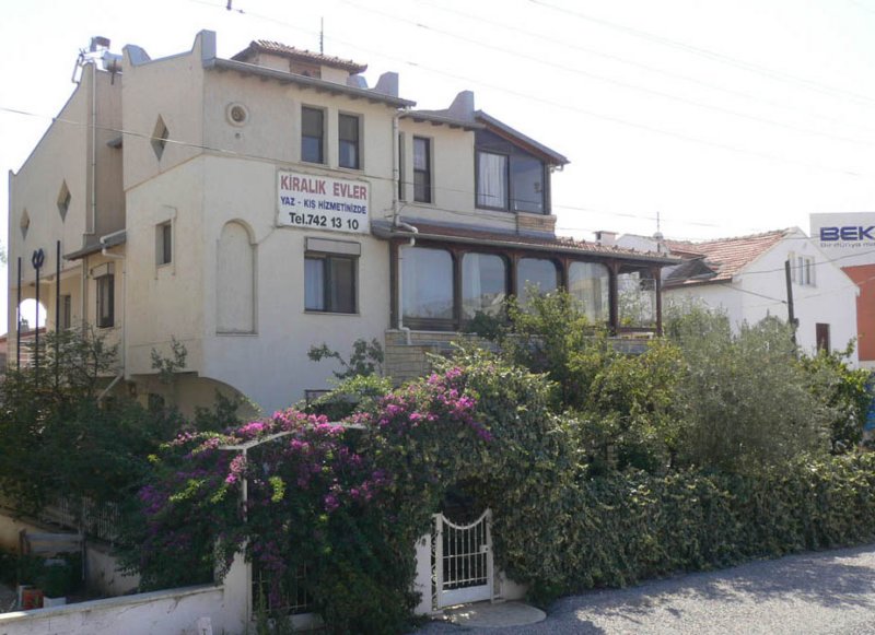 capartiresidence1.jpg